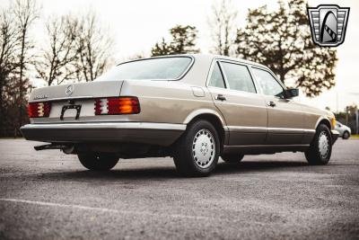 1987 Mercedes - Benz 420SEL