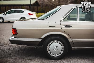 1987 Mercedes - Benz 420SEL