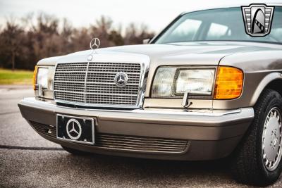 1987 Mercedes - Benz 420SEL