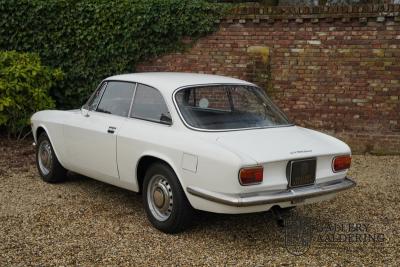 1970 Alfa Romeo GT 1300 Junior Stepnose