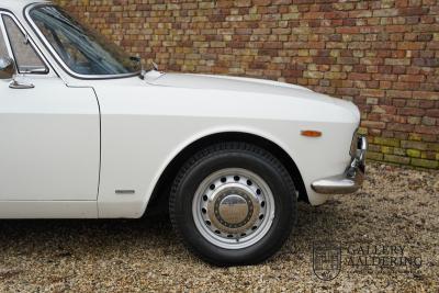 1970 Alfa Romeo GT 1300 Junior Stepnose