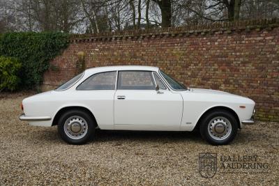 1970 Alfa Romeo GT 1300 Junior Stepnose