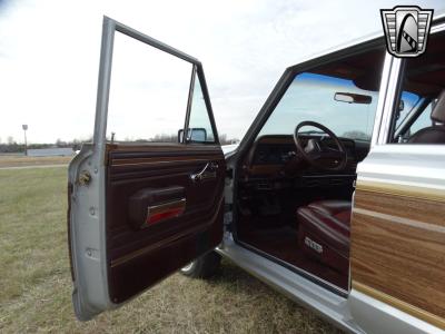 1989 Jeep Grand Wagoneer