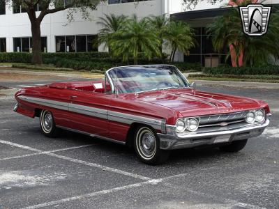 1961 Oldsmobile Starfire