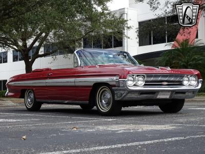 1961 Oldsmobile Starfire