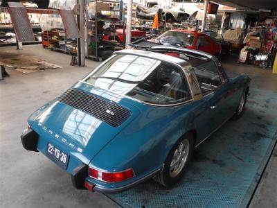 1973 Porsche 911 E Targa blue