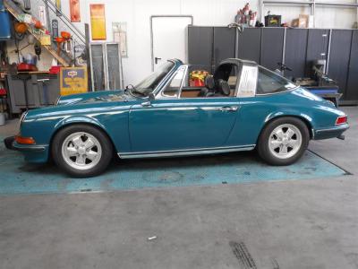 1973 Porsche 911 E Targa blue