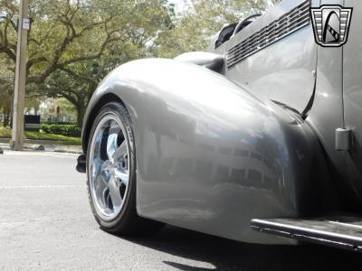 1937 Buick Series 40