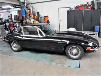 1972 Jaguar E-type V12 black