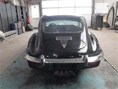 1972 Jaguar E-type V12 black