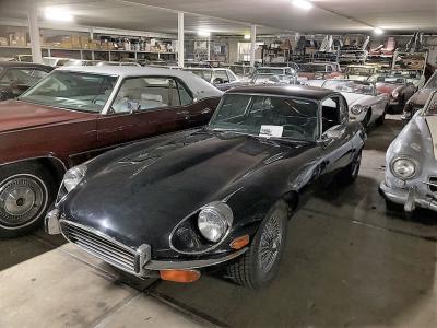 1972 Jaguar E-type V12 black