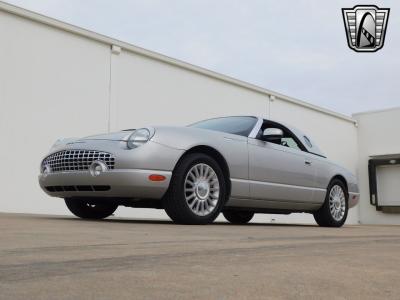 2005 Ford Thunderbird