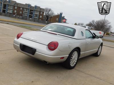 2005 Ford Thunderbird