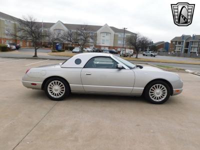 2005 Ford Thunderbird