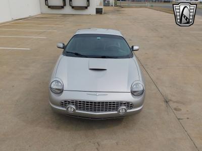 2005 Ford Thunderbird