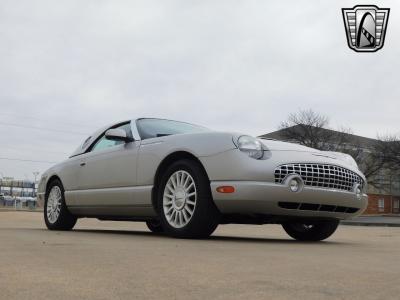 2005 Ford Thunderbird