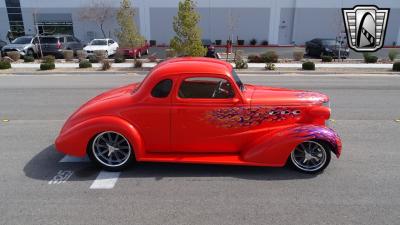 1938 Chevrolet 5 Window