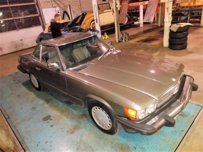 1987 Mercedes - Benz 560SL roadster nr 7991