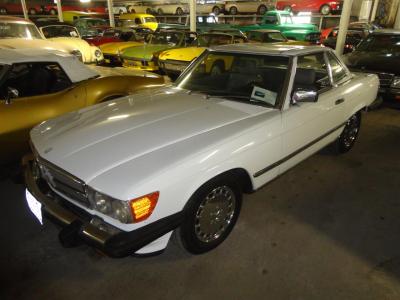 1987 Mercedes - Benz 560SL roadster &#039;&#039;87