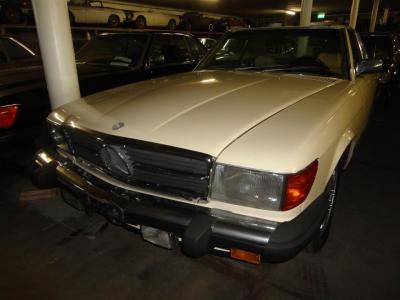 1987 Mercedes - Benz 560 SL white