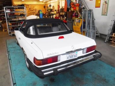 1981 Mercedes - Benz 380SL Roadster white