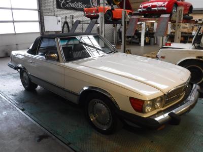 1981 Mercedes - Benz 380SL Roadster white