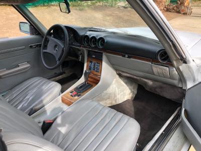 1981 Mercedes - Benz 380SL Roadster white