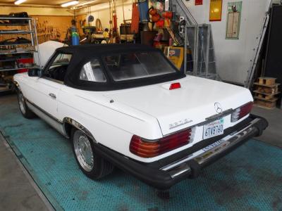 1981 Mercedes - Benz 380SL Roadster white