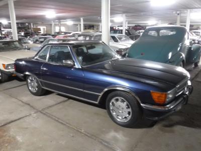 1982 Mercedes - Benz 380SL blue