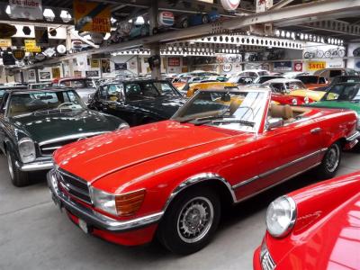 1974 Mercedes - Benz 350SL W107 &#039;&#039;74 red