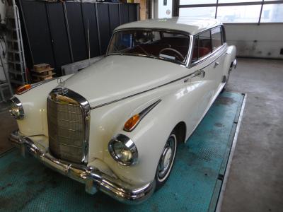 1960 Mercedes - Benz 300 Dora