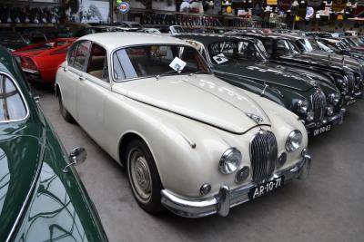 1960 Jaguar MK2 - wit