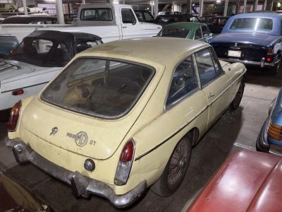 1970 MG B GT to restore &#039;&#039;70