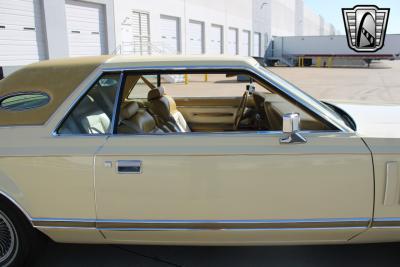 1977 Lincoln Continental