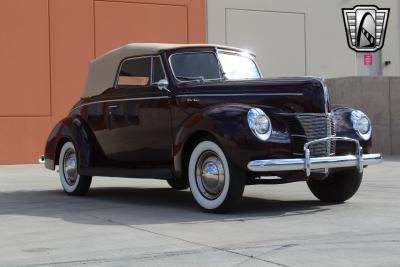 1940 Ford Deluxe