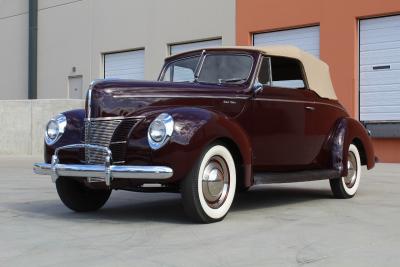 1940 Ford Deluxe