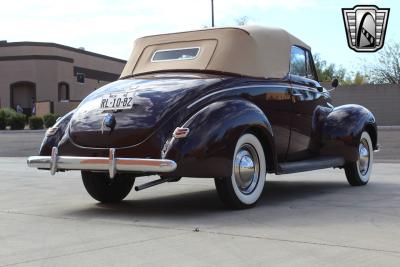 1940 Ford Deluxe