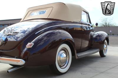 1940 Ford Deluxe