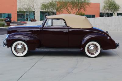 1940 Ford Deluxe