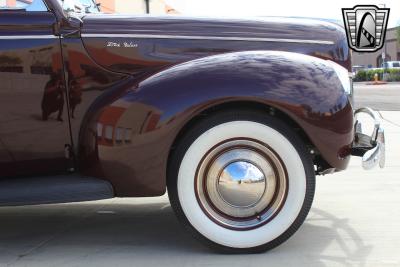 1940 Ford Deluxe