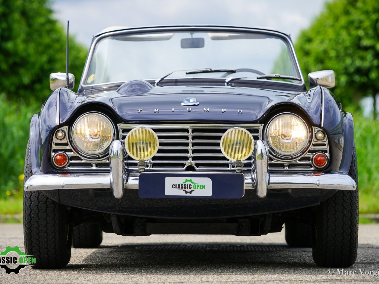 Triumph TR4 blue 1963