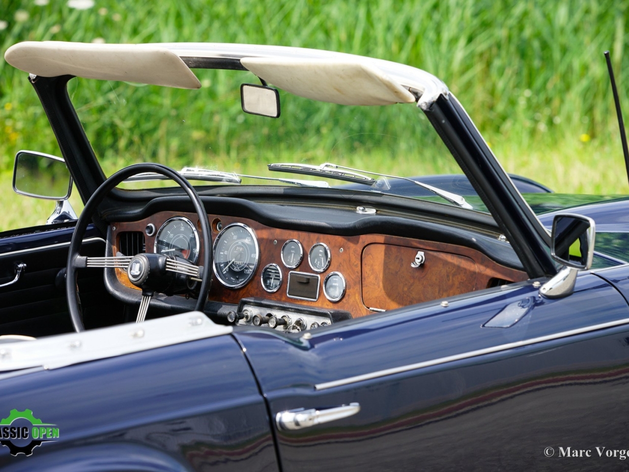 Triumph TR4 blue 1963